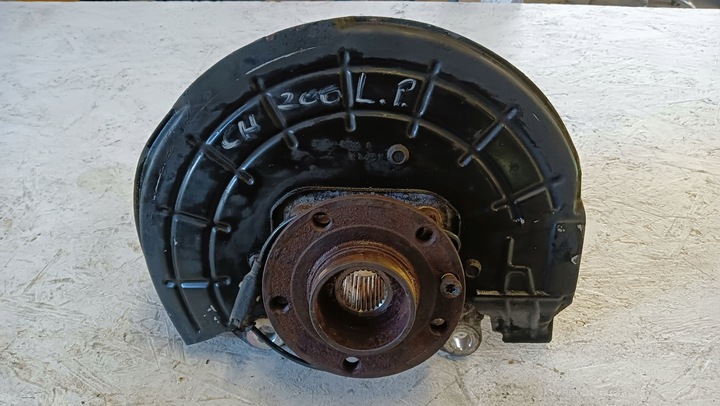 фото №1, Chrysler 200 2.4 поворотный кулак ступица левый перед 2015-