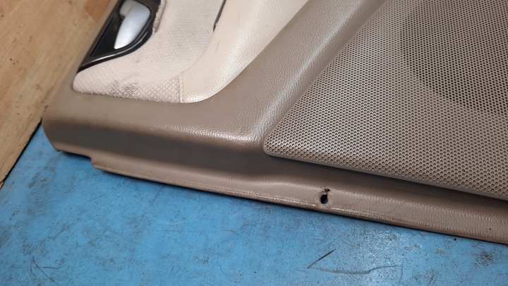 фото №7, Оббивка двері праві зад задні volvo s60 00-04r