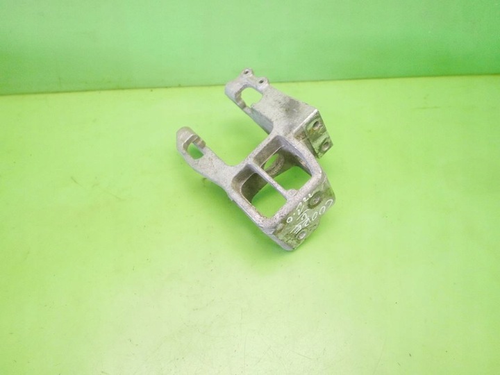 фото №6, Лапи кронштейн двигателя daihatsu cuore v l701 1.0