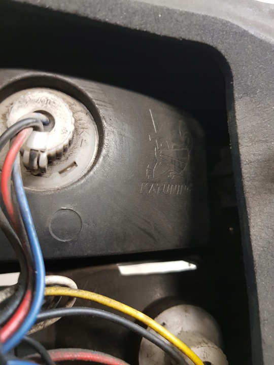 фото №10, Лампа ліва зад audi a6 c5 універсал 04r- led європа