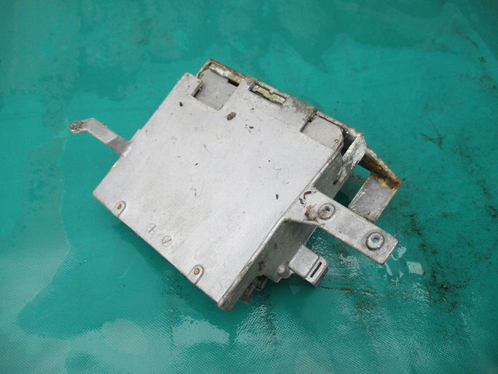фото №5, Mercedes w124 2.2 b блок керування двигуна a0165455532