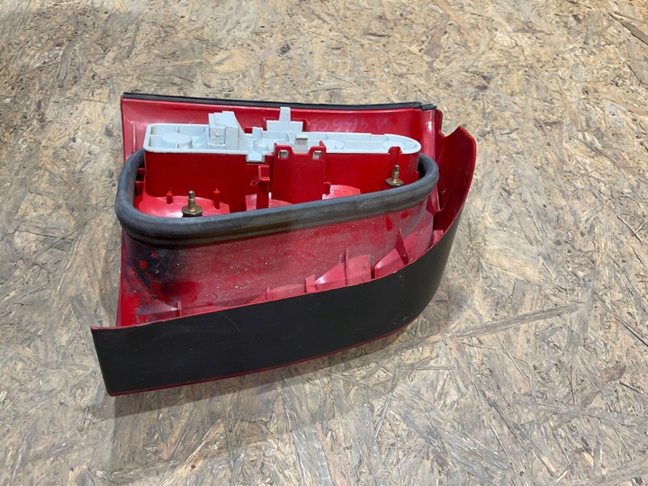 фото №9, Audi a4 b5 8d 94-01 універсал лампа права зад задня