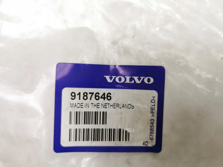 фото №12, Направляющая стёкла - левая - перед volvo 850 s v70 oem номер 9187646