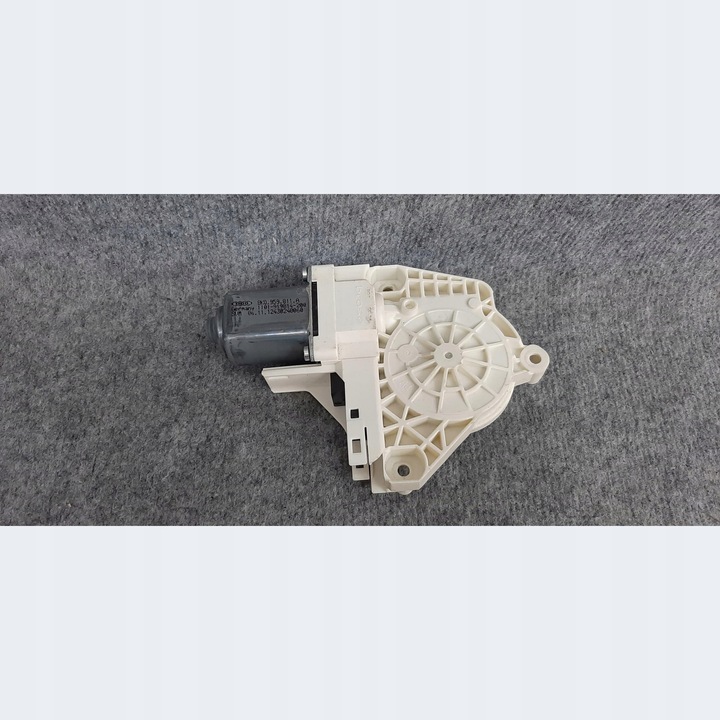 фото №8, Двигунчик скла skoda superb ii лівий зад 8k0959811a