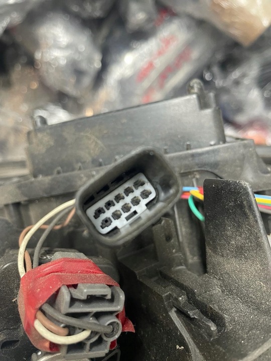 фото №12, Лампа левая передняя левый перед mitsubishi eclipse cross полный led