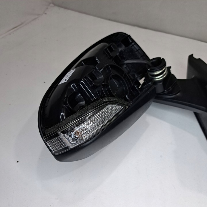 фото №8, Toyota yaris праві електричні дзеркало бічні двері передніх 87910-0db20