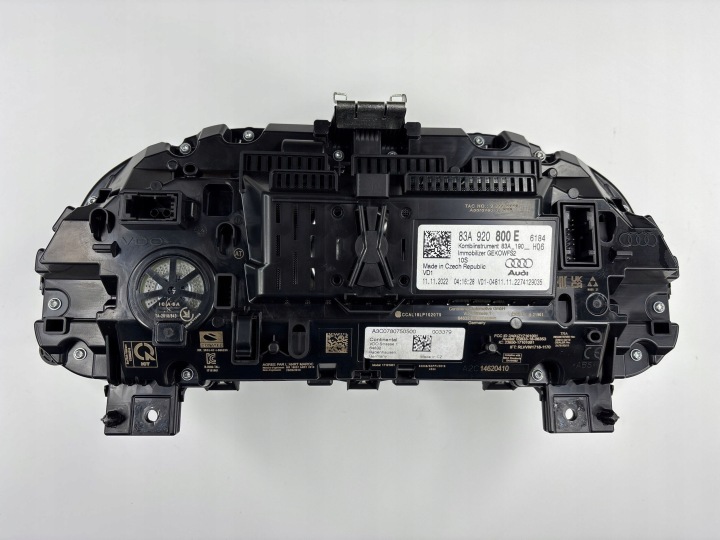 фото №8, 2023 audi q3 f3 спидометр 83a920800e