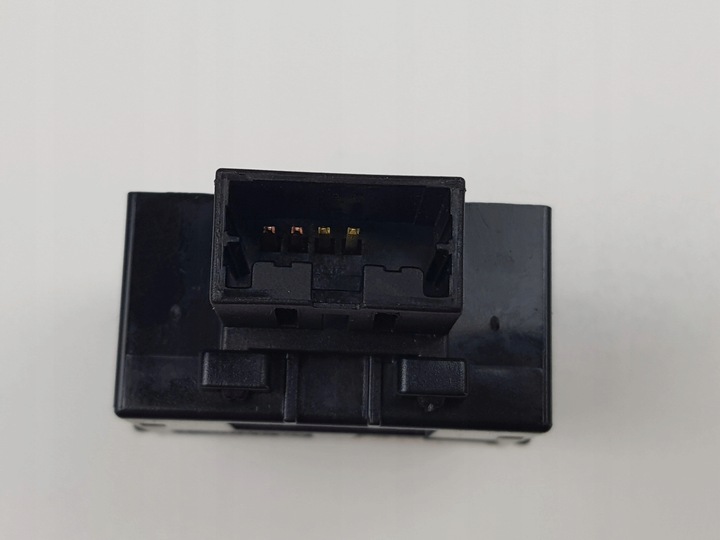 фото №11, Перемикач кнопка вимикач відкривання кришки багажника renault talisman