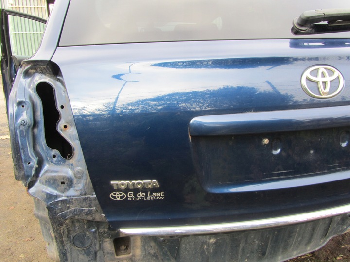 фото №10, Крышка задняя зад стекло toyota avensis ii t25 универсал 03-08r 8p4