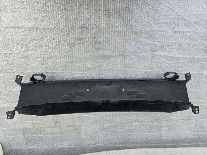 фото №7, Audi rs4 8w0-zderzak перед підсилювач pod решітка радіатора 8w0807217