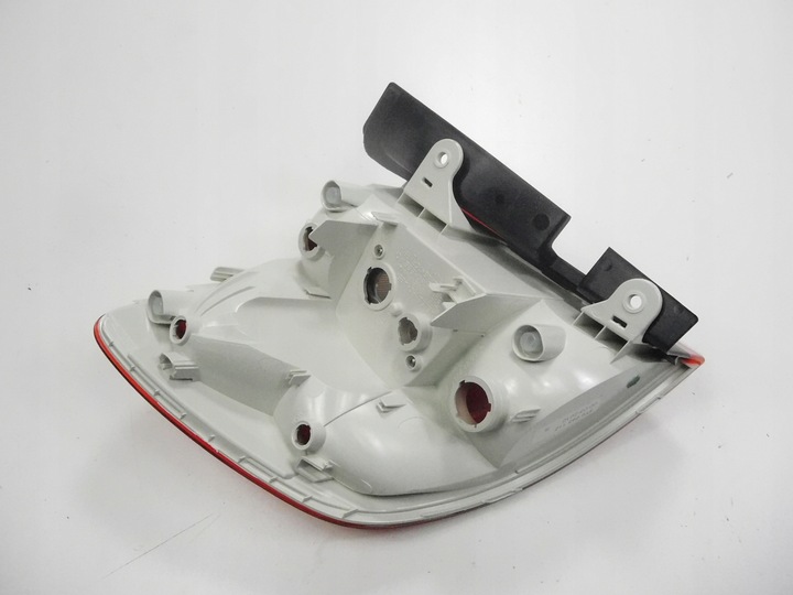 фото №6, Лампа правые зад skoda superb ii рестайлинг оригинальный номер 3t9945112