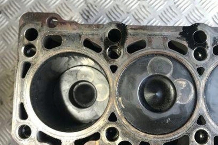 фото №13, Блок  двигуна audi a3 cabrio 8p7 038103921cj 2.0l дизель 103kw 2003