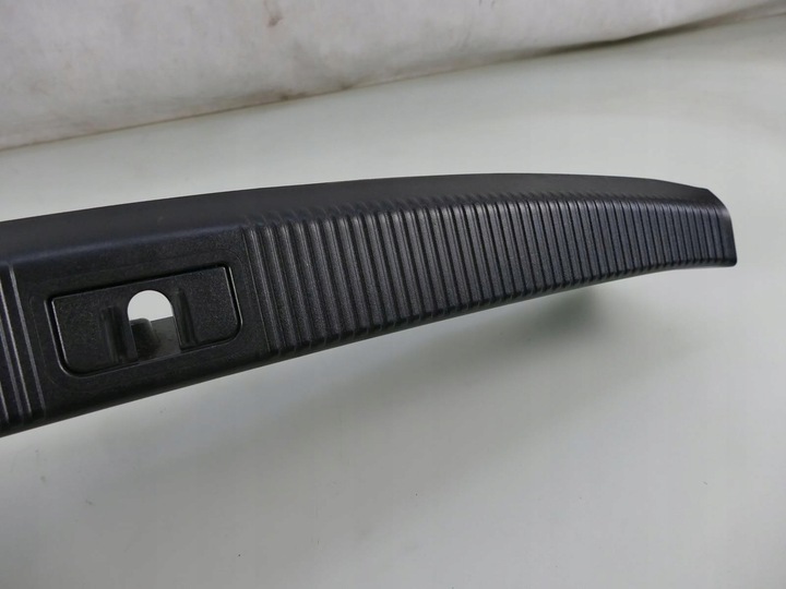 фото №5, Audi a8 d3 рестайлинг защита ремня порога замка зад