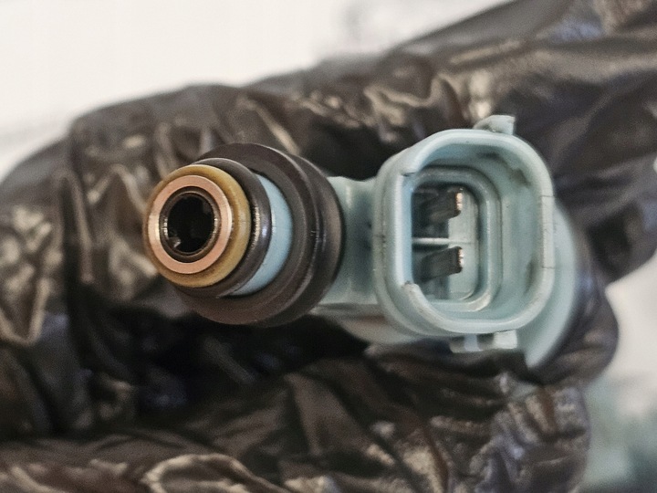 фото №5, Lexus gs300 3.0 24v 2jz 219km инжектор 23250-46090