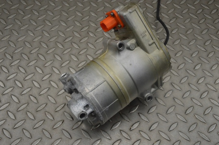 фото №8, Компресор кондиціонера porsche taycan 9j1816797b 21329361 460kw 2021
