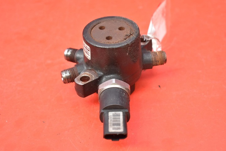 фото №6, Распределитель топлива 8200057345 r9144z010c nissan almera n16 1.5 dci 82 km
