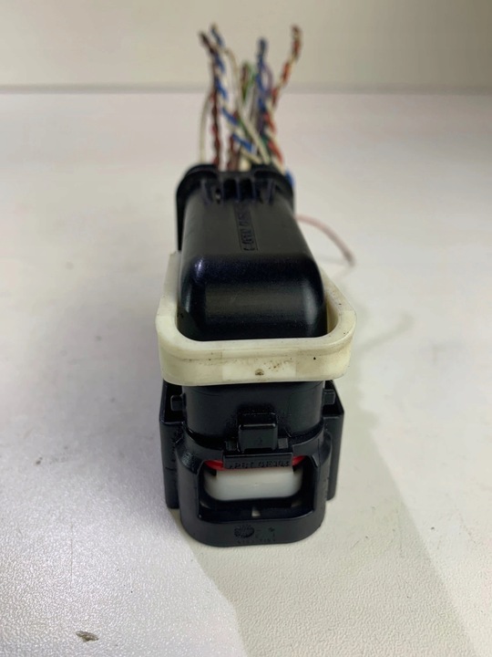 фото №5, Штекер разъём насоса abs citroen c4 cactus