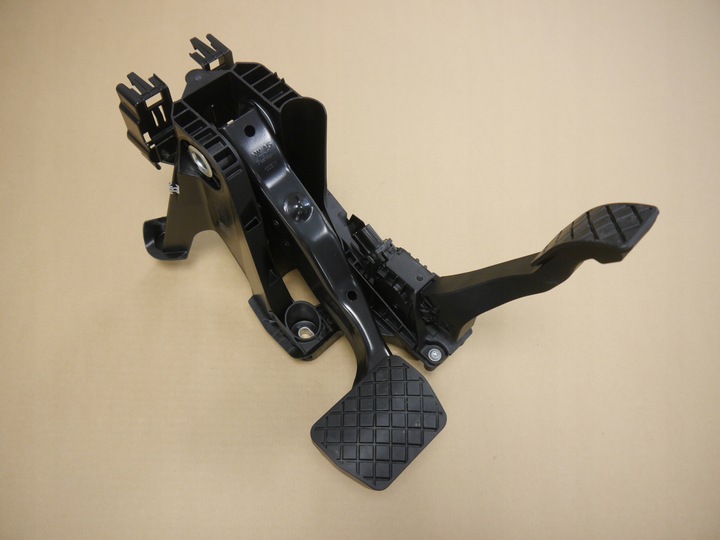 фото №1, Audi q3 83a педалі каркас 5q1723058cc