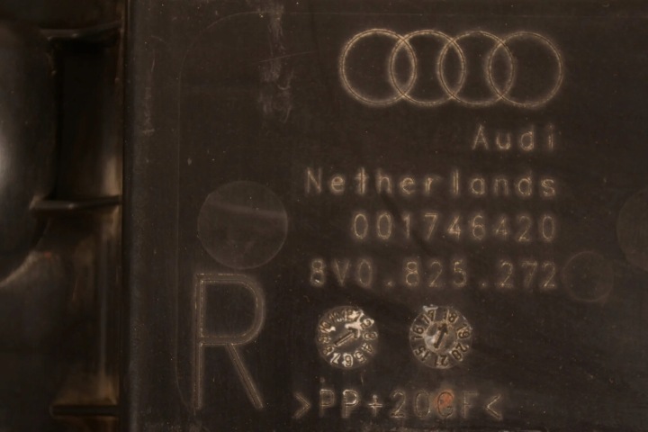 фото №6, Audi a3 sportback 8va, 8vf правая защита шасси 2018 8v0825272