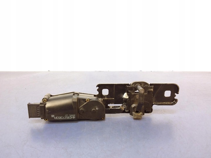 фото №1, Audi a8 d4 замок доводчик задньої кришки 4h0827383a