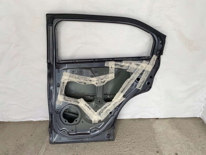 фото №13, Honda hrv iii 2022r- двері праві задні зад