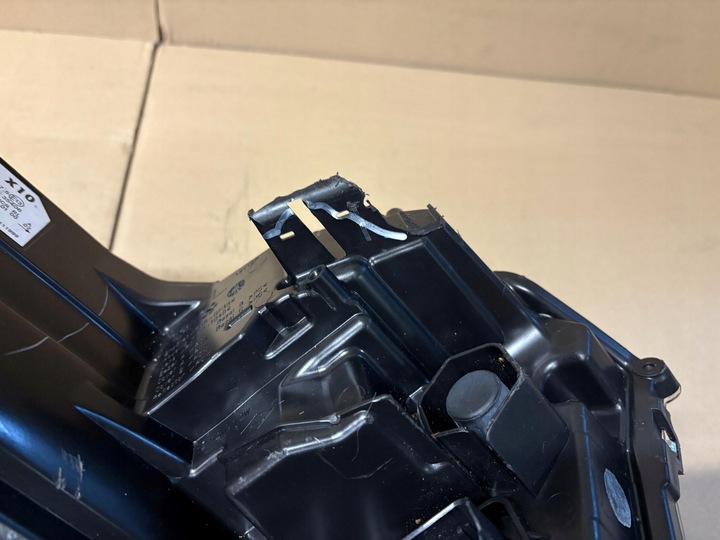 фото №14, Renault zoe рестайлинг лампа левый перед полный led 260609388r