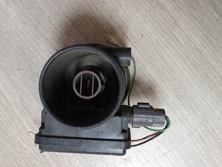 фото №6, Расходомер mazda 323 f 1.5 16v e5t51171