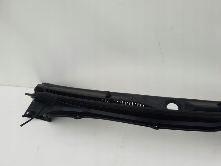 фото №10, Suzuki swift v mk7 10-17 панель под лобовым стеклом перед 72331-68l1