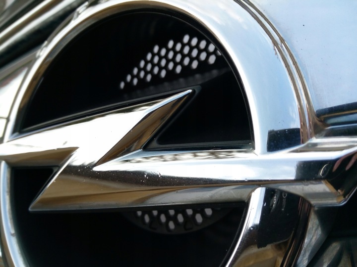 фото №10, Решётка решётка радиатора opel insignia a '08-12 оригинал.