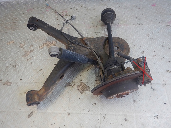 фото №1, Mercedes vito viano w639 3.0 ліва поворотна опора зад