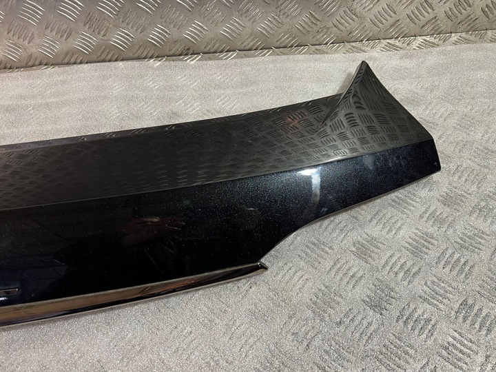 фото №6, Maserati levante 2020 обшивка / оббивка задньої кришки багажника