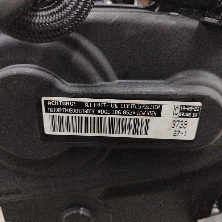 фото №10, Volkswagen tiguan 2021 двигун