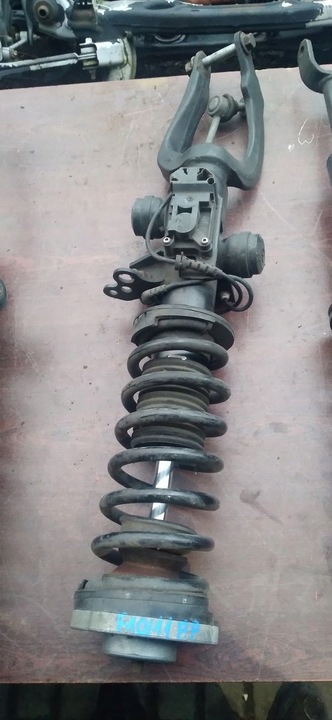 фото №12, Bmw 5 f10 f11 x-drive амортизатор vdc перед l 6852929 p 6852930