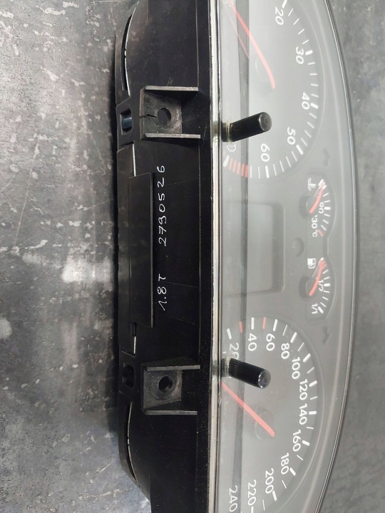 фото №5, Спідометр  volkswagen passat b5 1.8t повний fis 3b0919890jx