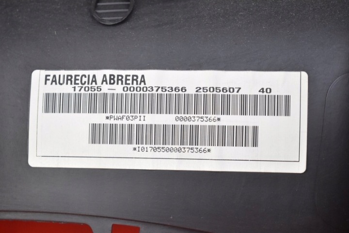 фото №13, Торпедо раздаточная консоль капот подушка eu seat toledo 3 iii 04-10