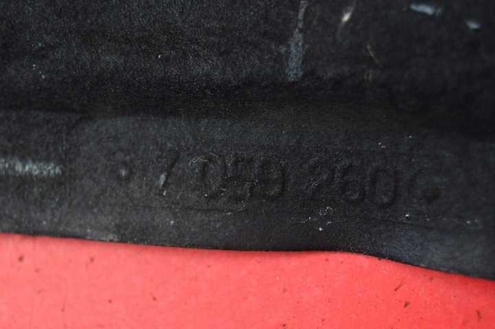 фото №9, Шумоізоляція підкладка килимок капота 51417089260 bmw e90 e91 2.5i 218 km 04-10