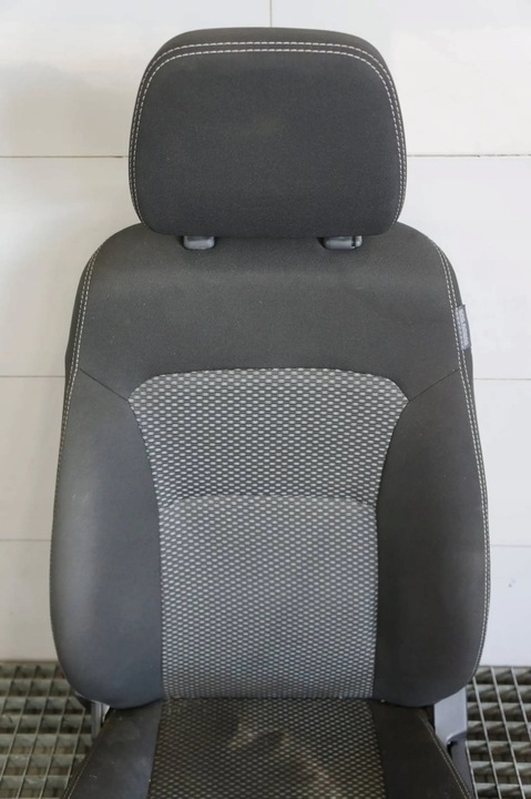 фото №12, Сиденье сиденья комплект водителя пассажира диван suzuki vitara ii рестайлинг iii 15