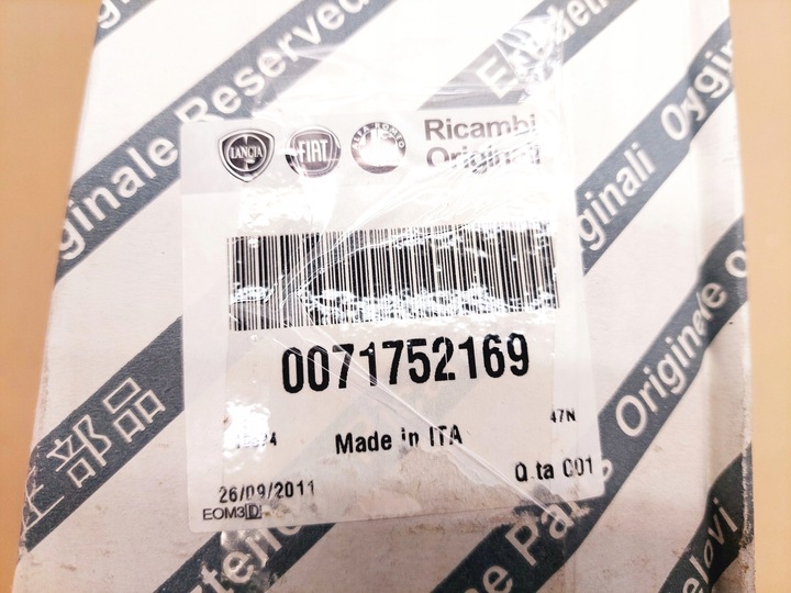 фото №6, Оригінал alfa romeo рамка хром лампи лівий зад 0071752169 alfa romeo mito
