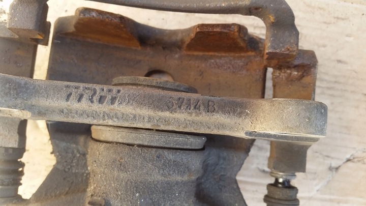 фото №8, Vw passat b8 супорт праві /лівий перед