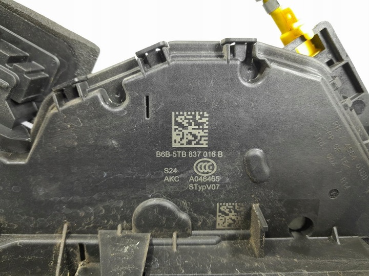 фото №6, Audi a3 8y замок дверь перед переднее правый 7 pin eu 5tb837016b