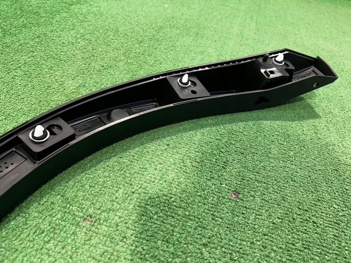 фото №8, Volvo xc40 планка na крило лівий зад задня ліва 31448328