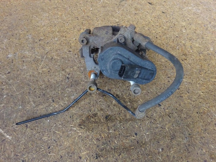 фото №7, Audi q3 8u quattro 11- супорт праві зад задній trw