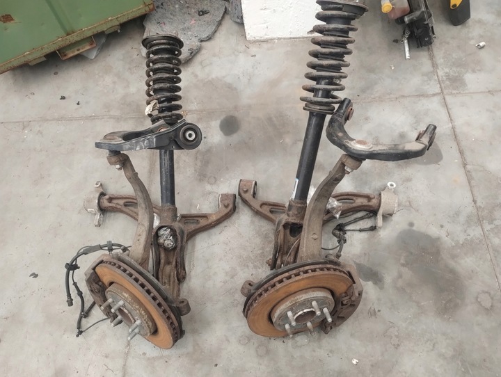 фото №1, Jeep grand cherokee wk2 поворотна опора важіль амортизатор пружина перед 4x4 3.6