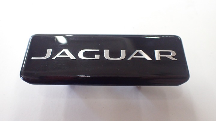 фото №1, Значок эмблема панели консоли jaguar xj x351