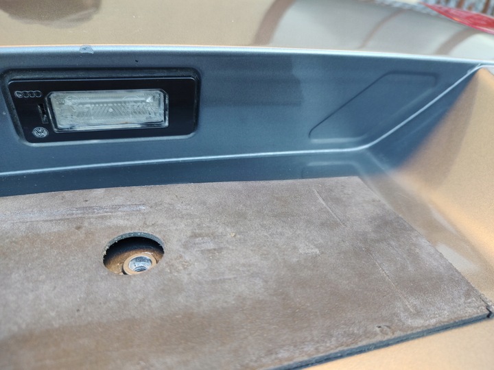 фото №10, Крышка задняя зад vw passat b6 combi la7t европа исправная bez ржавчина