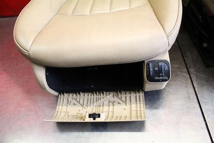 фото №13, Сиденье сиденья комплект боковина обшивки кожаные uk mercedes cls c219 w219 04-08