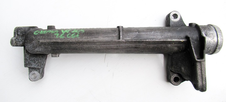 фото №1, Mercedes c-klasa w205 1.6 cgi шланг трубка воды