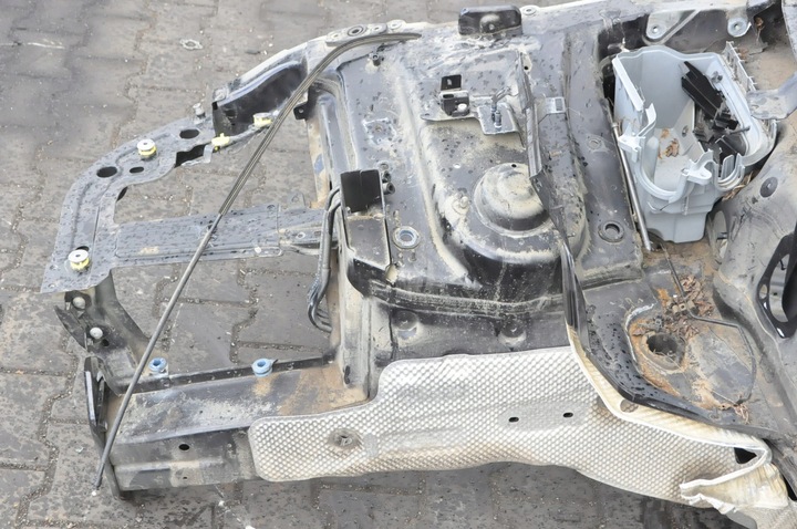 фото №6, Porsche macan чверть лонжерон права перед передня фартух