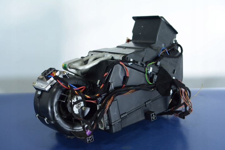 фото №3, S-klasa w220 отопитель воздуходувка зад a2208300262