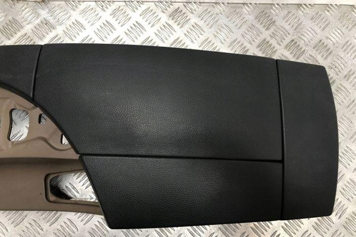 фото №15, Подлокотник bmw 5 touring e61 7034086 2.0l дизель 130kw 2009